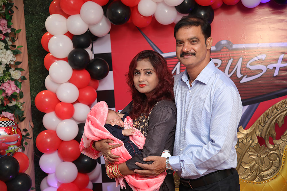 Newborn & Pre-Birthday Photography